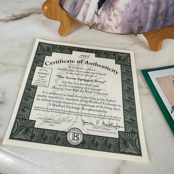 The Green Sprigged No. 1035 A Gone With The Wind Decorative Plate - Picture 4 of 12